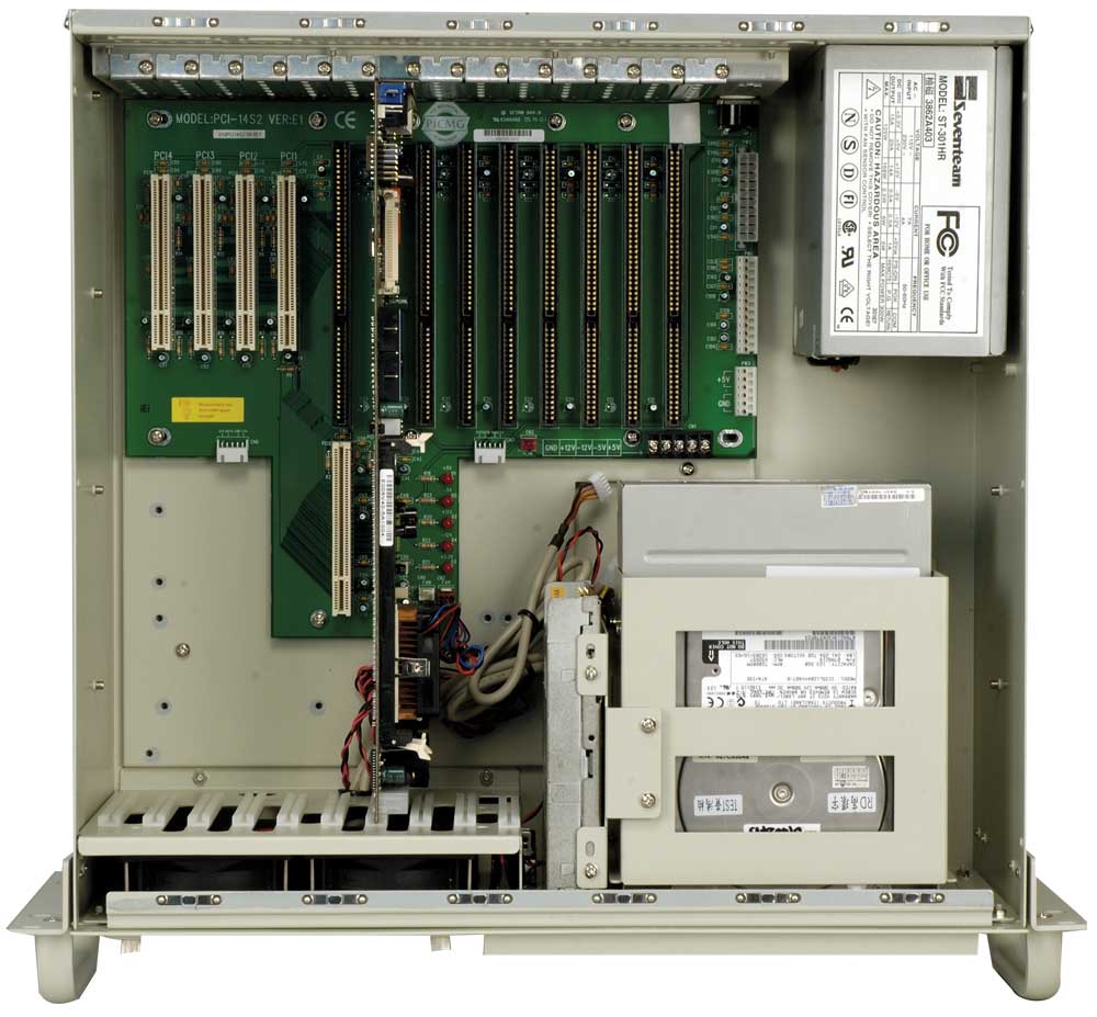 IPC-Gehäuse RACK-305GB-R22/300W offen